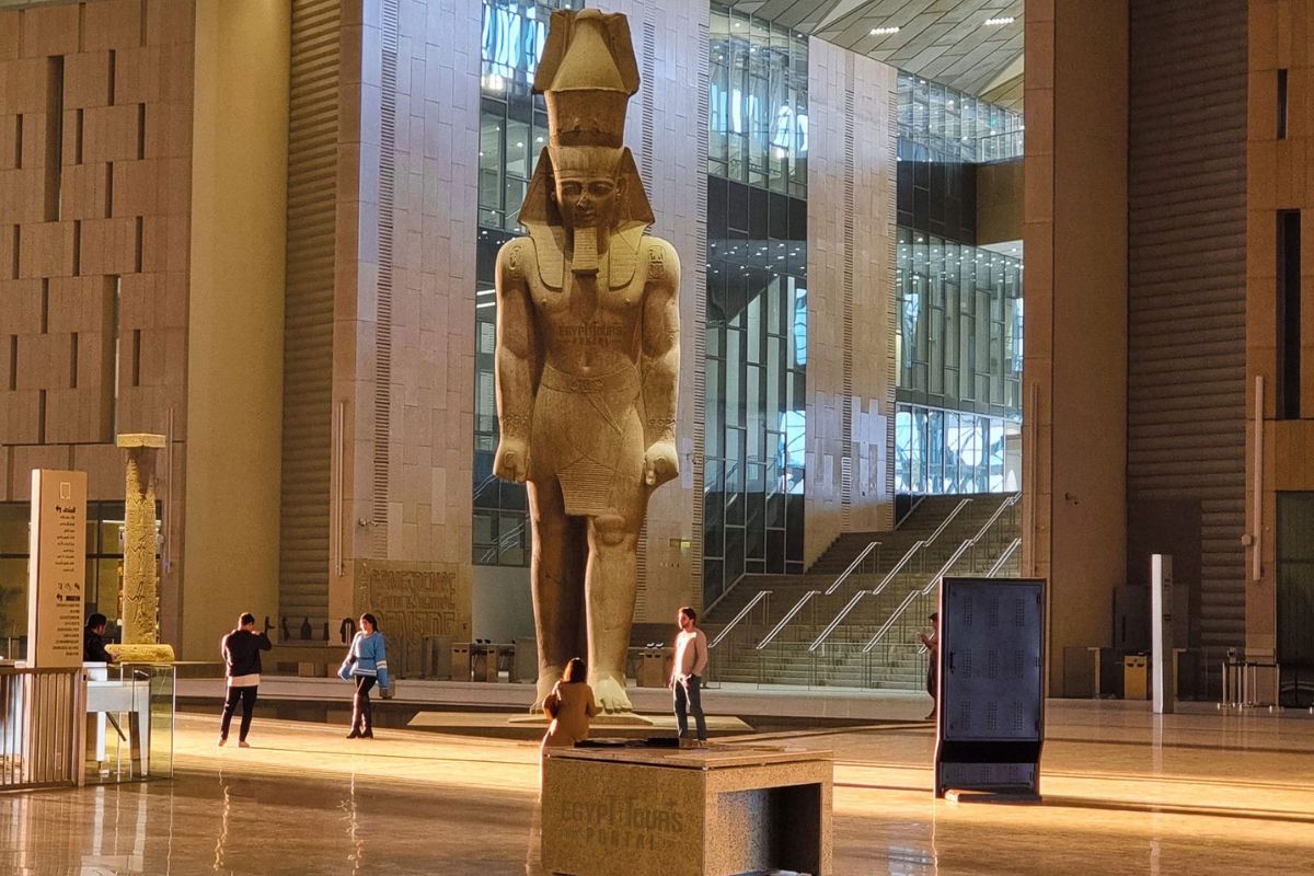 Grand Egyptian Museum & Pyramids from Sharm El Sheikh