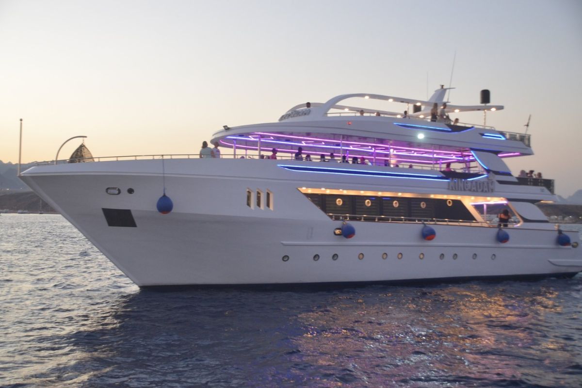 Romantic Sunset Dinner Cruise Sharm El Sheikh
