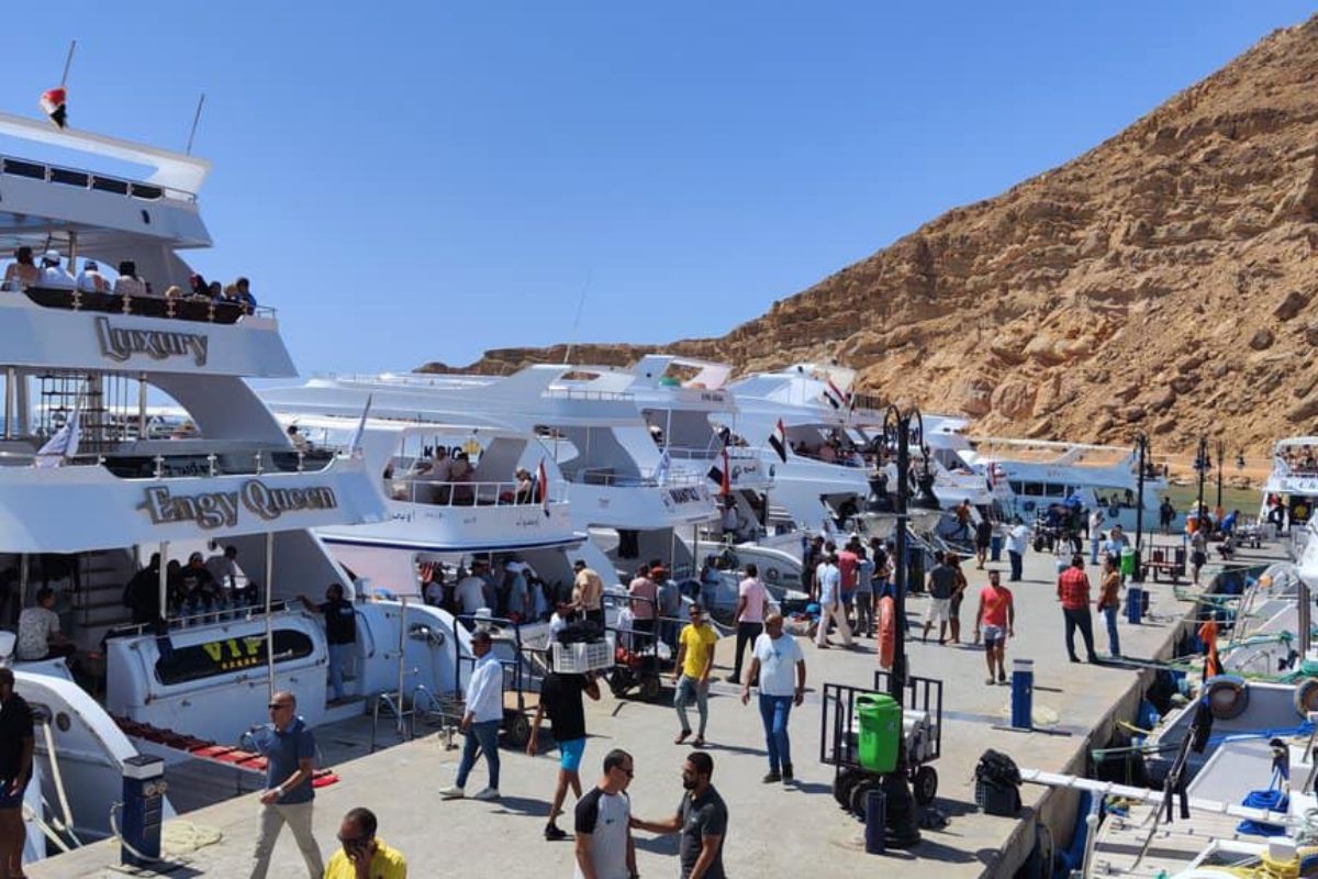 Ras Mohammed & White Island Luxury Yacht Trip | Engy Queen Sharm El Sheikh 3