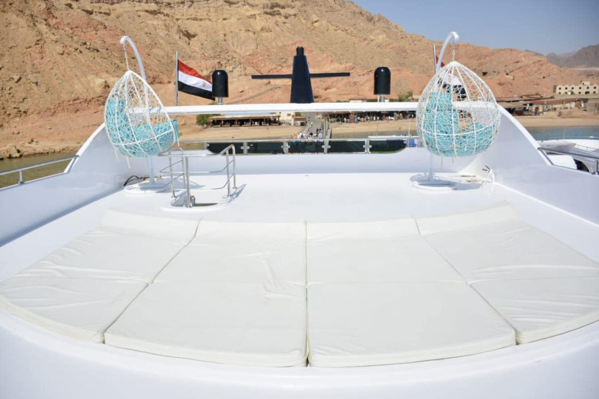 Ras Mohammed & White Island Luxury Yacht Trip | Engy Queen Sharm El Sheikh 4