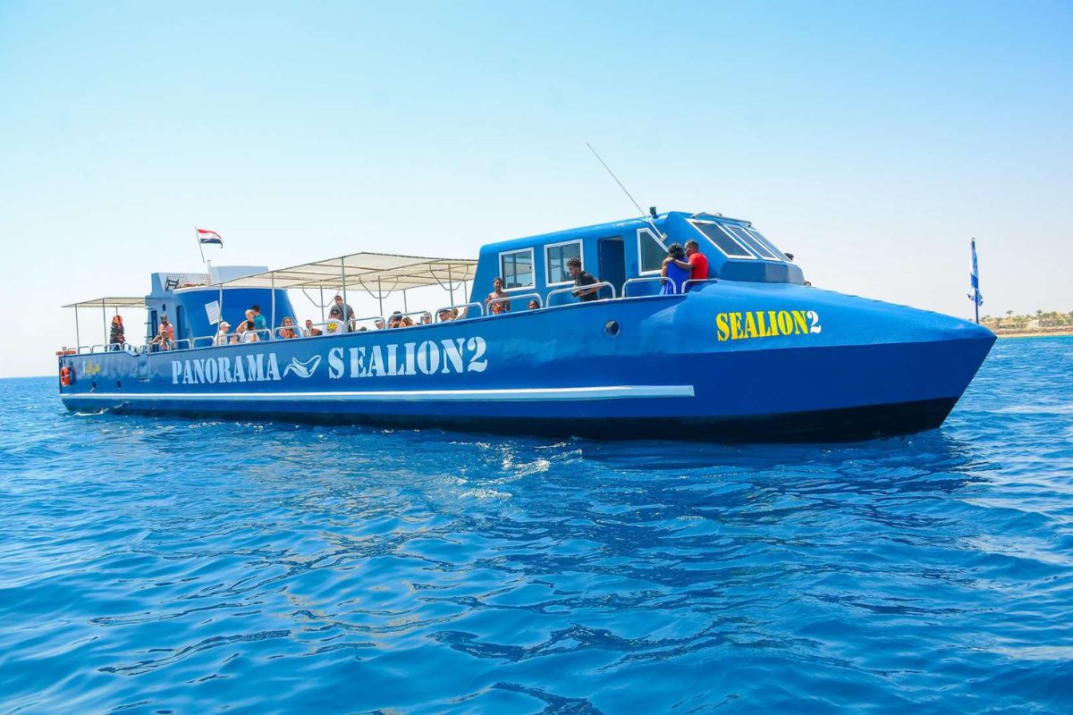 Panorama Semi Submarine Sea Trip Hurghada