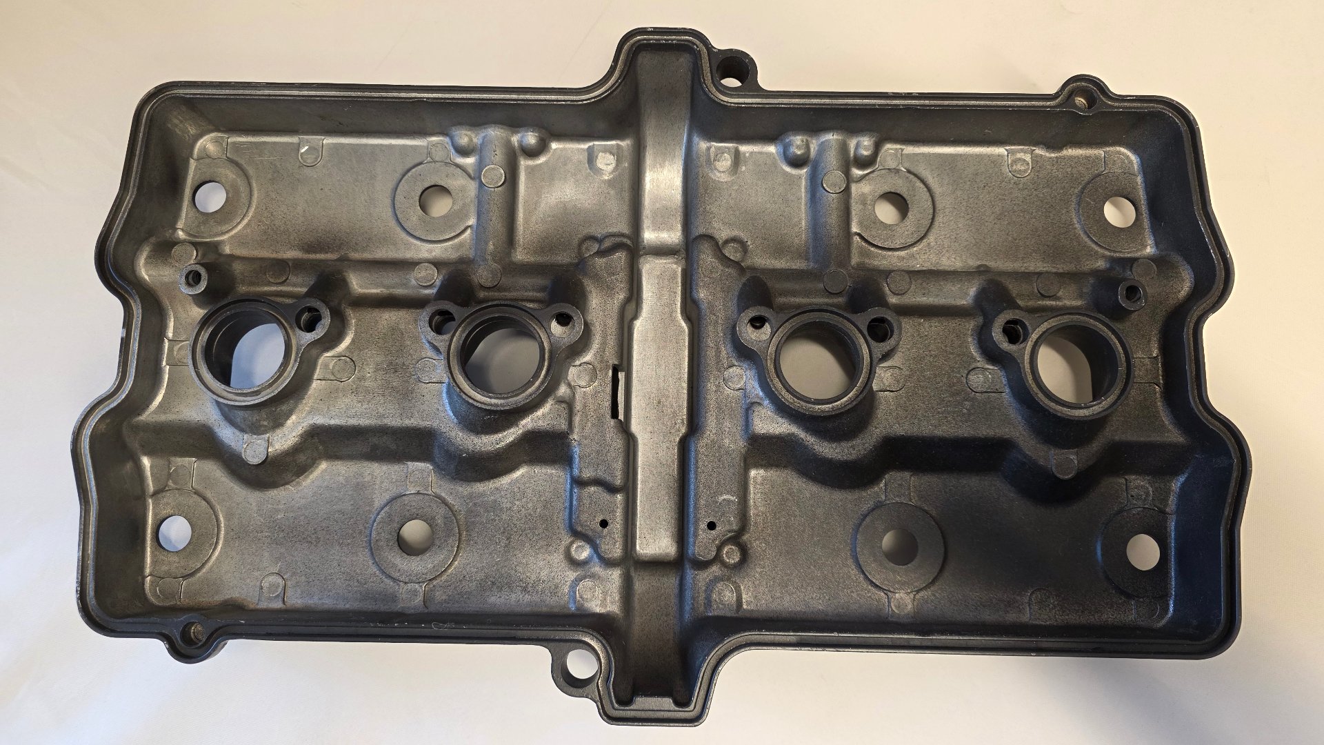Suzuki OEM VAVLE COVER GSX1100F 88-, bild 2