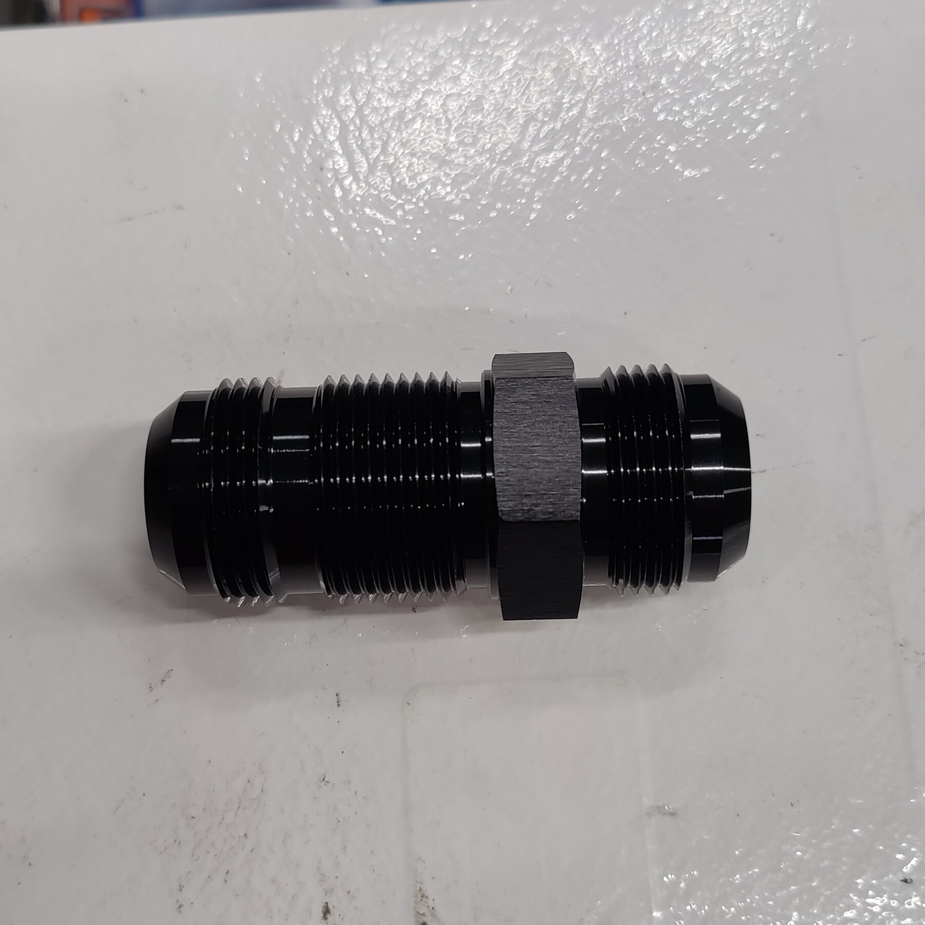 ADAPTOR BULKHEAD 1 5/16 JIC