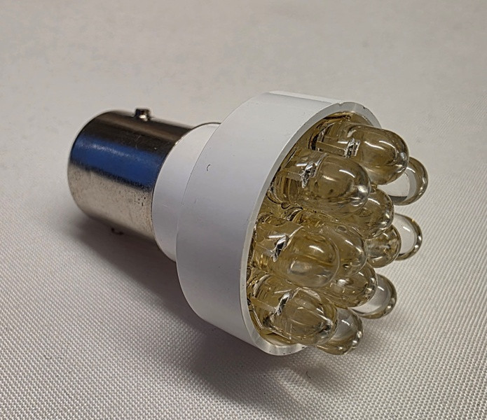 Two Circuit Amber LED Bulb, bild 2