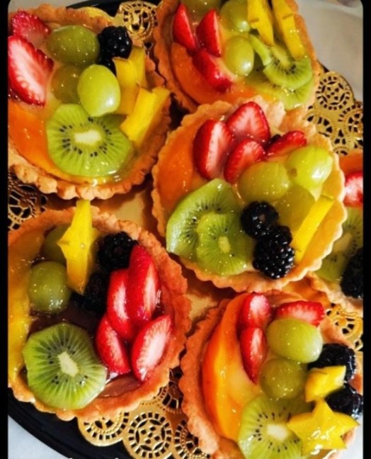 Tartaletas crema y frutas