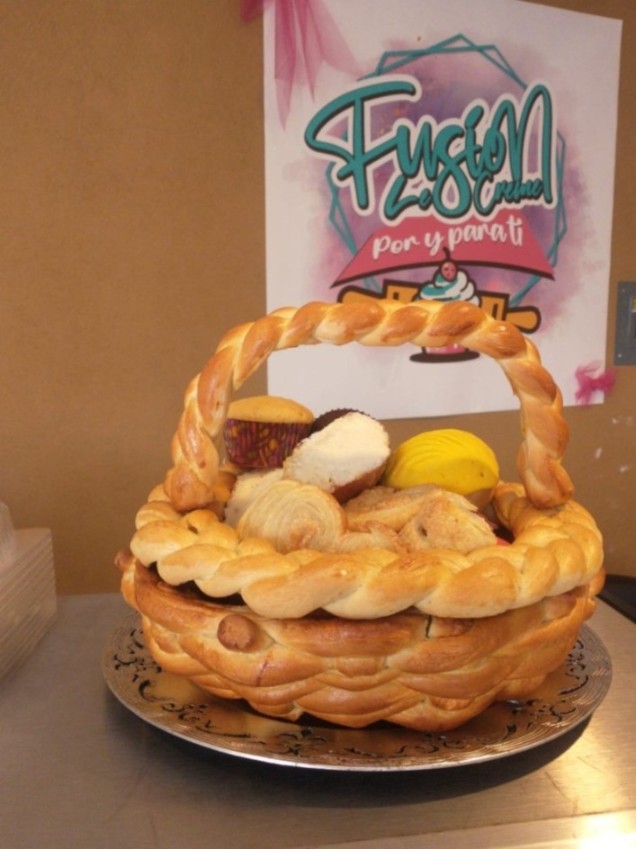 Canasta de pan comestible totalmente