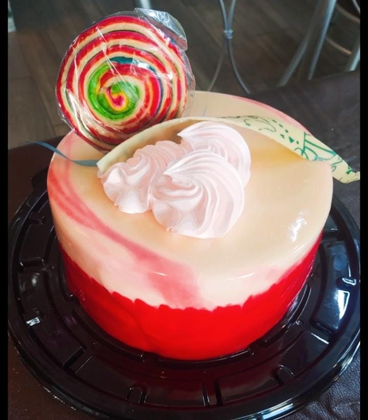 Pastel red velvet