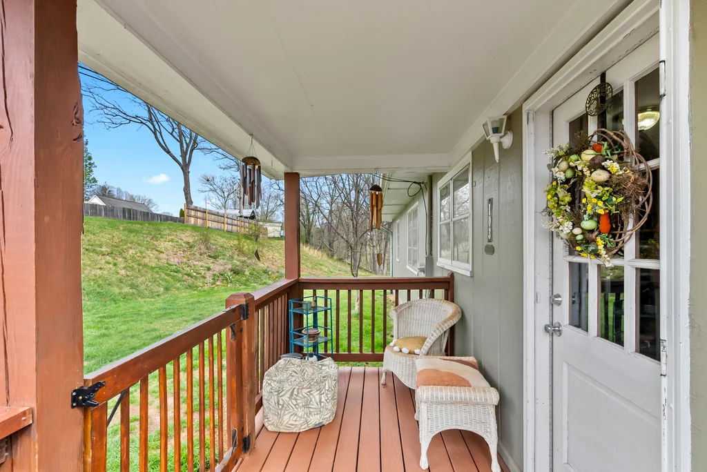 103 bidwell st franklin-04