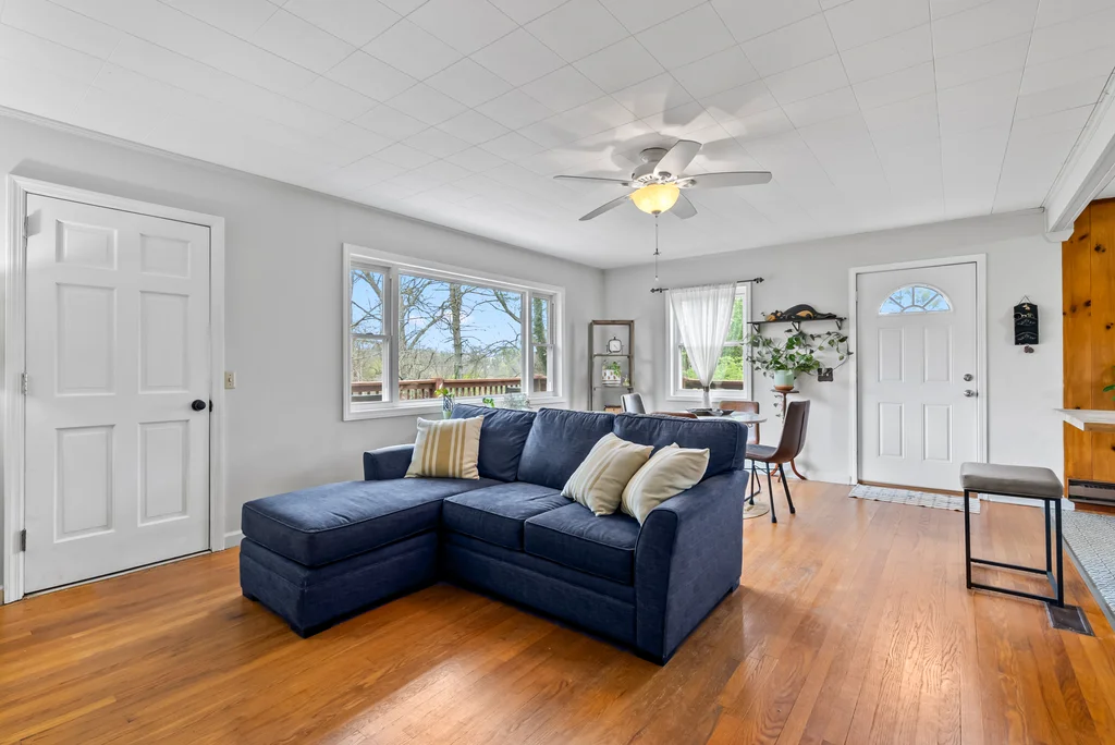 103 bidwell st franklin-05