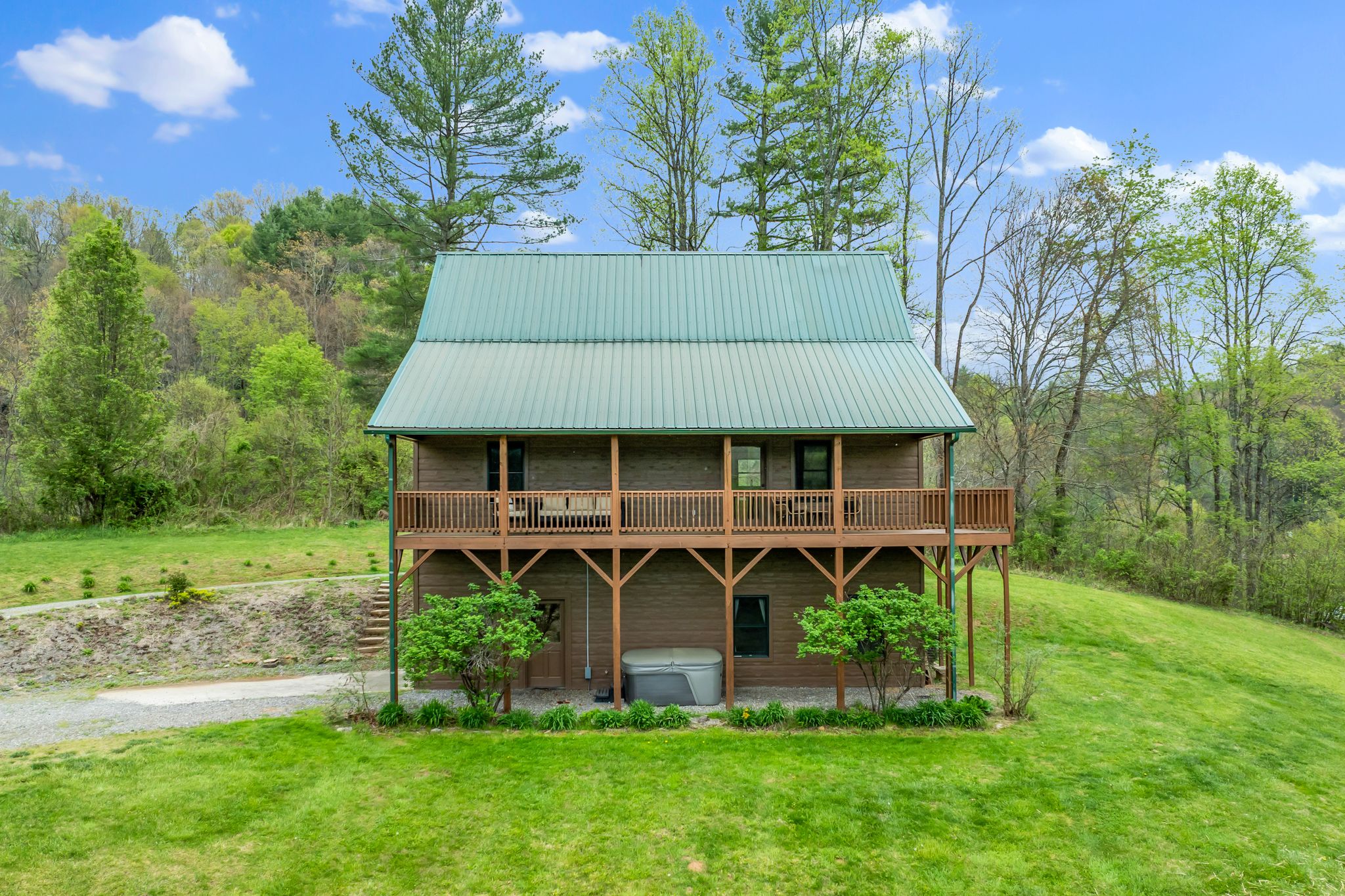 311 Banks Creek Rd Burnsville-2