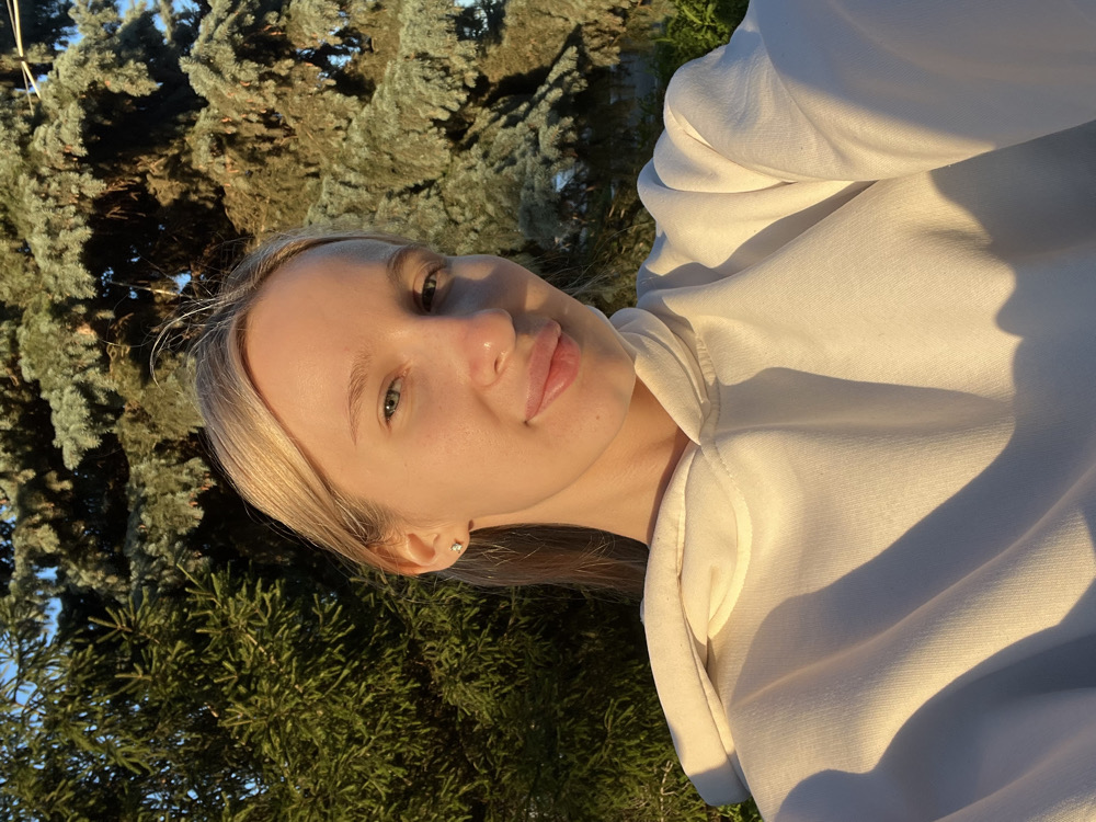 Алёна Андреевв