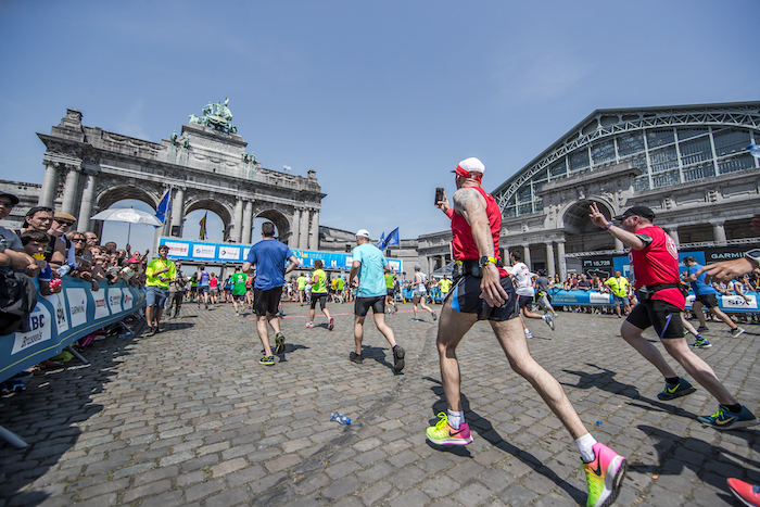 Follow the path of this mystical race for a day without cars! Discover historical monuments and some of the most beautiful roads in the heart of Europe with a stroll through Brussels, before arriving under the archway in the Parc du Cinquantenaire.