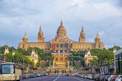 Visit the Montjuïc district, the centre of the 1992 Olympic Games. Learn more about the famous Olympic buildings but also see a little of the Miró Foundation and the Montjuïc's several parks. Get moving, get learning and get a breath of fresh air!