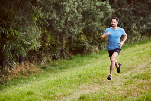 Follow the Betline Trail, a former railway line which passes through the woods. This is the perfect run to refresh your mind and take a deep breath!