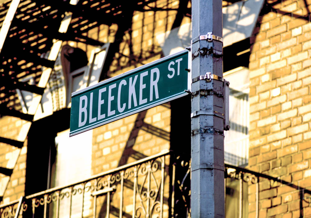 This short course is perfect for discovering Greenwich Village's essentials. You'll encounter Bleecker Street and the Jefferson Market Library en route!