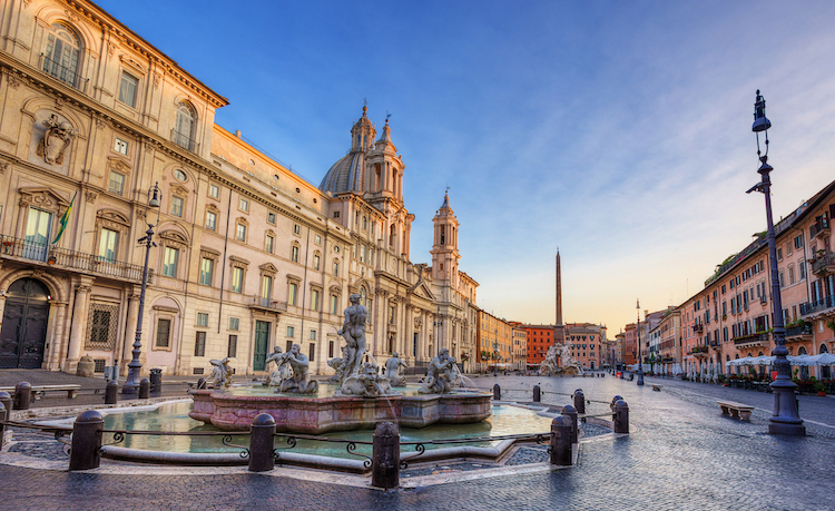 Roam through the Campus Martius, and explore the delightful streets around the palace. You could even take a few moments to catch your breath by the water's edge.