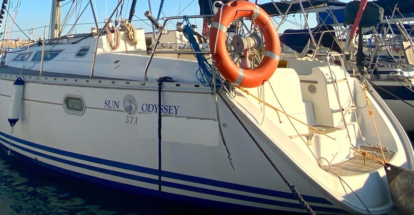 Sailboat 37 ft