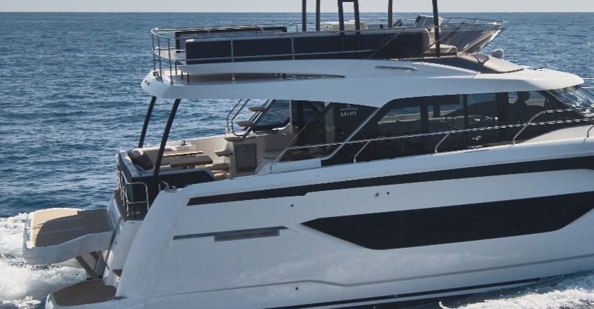 PRESTIGE YACHT M48
