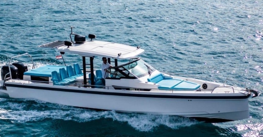Axopar 37 T-Top