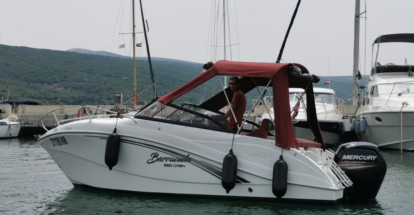Oki Boat Barracuda 585