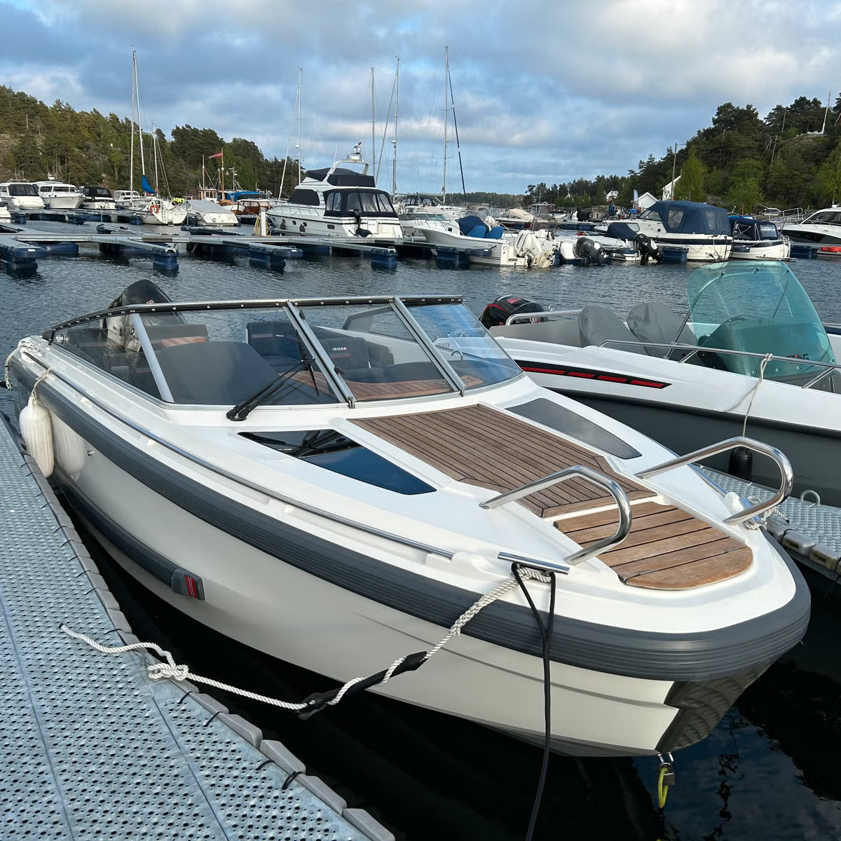Ibiza 680T