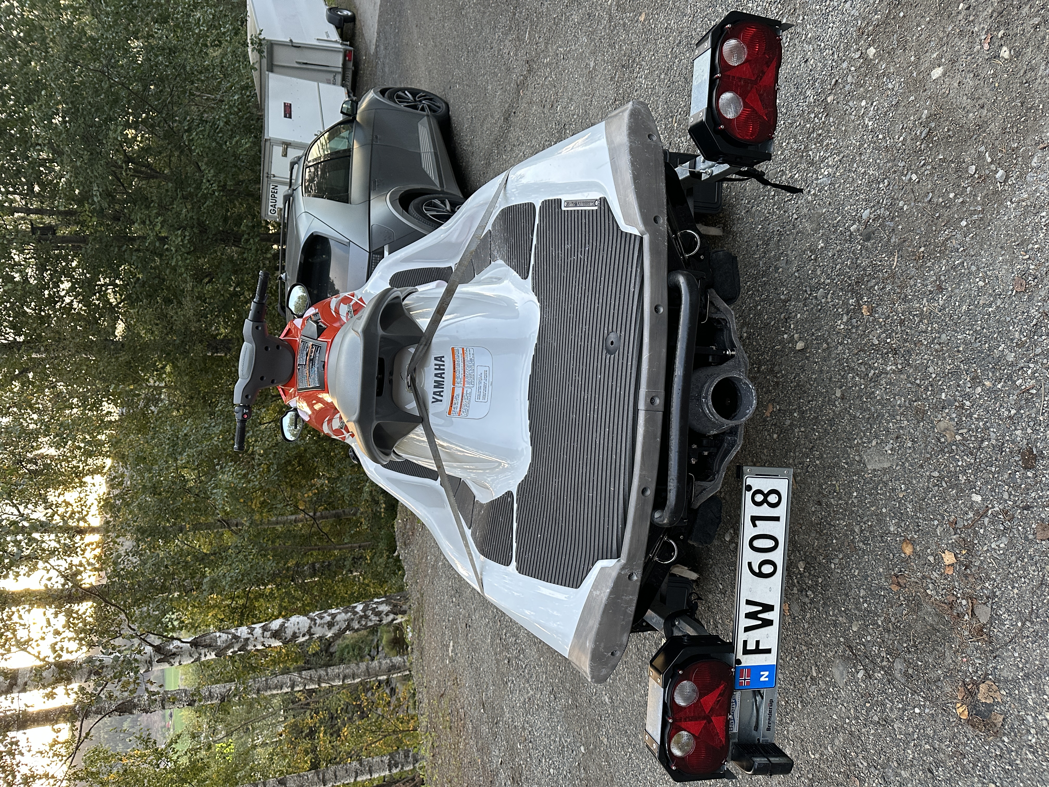 Yamaha V1 Sport vannscooter m/henger, photo 2