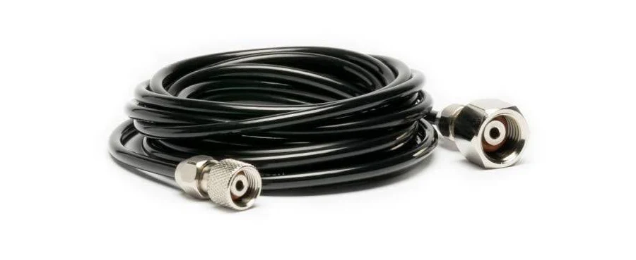 Iwata 6ft Straight Shot Airbrush Hose with Iwata Airbrush Fitting and 1/4in Compressor Fitting