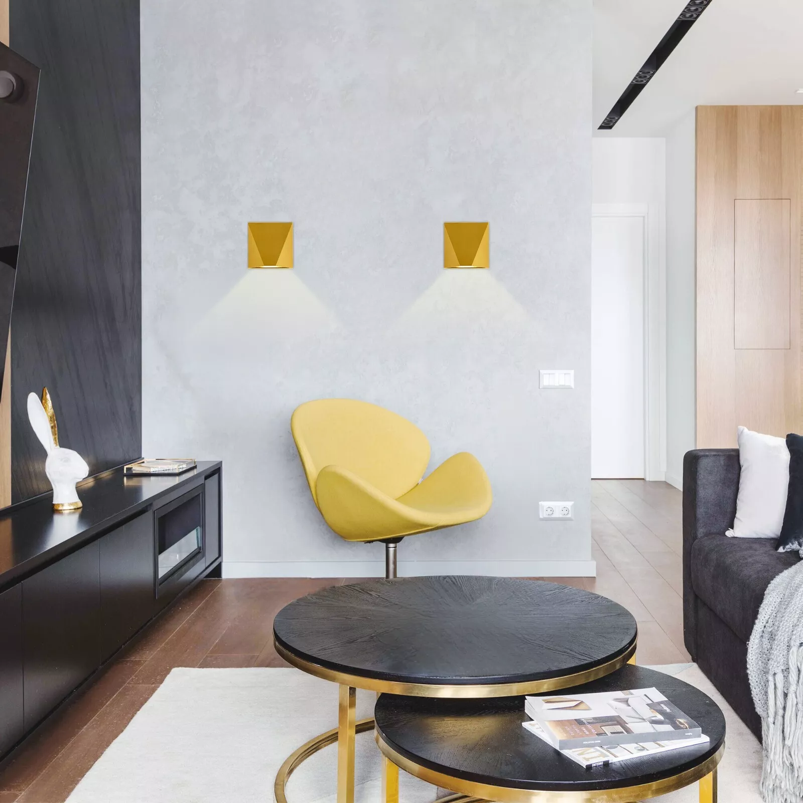 Simple and Contemporary Wall Light