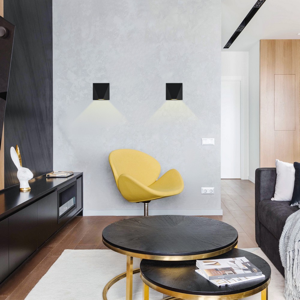 Simple and Contemporary Wall Light