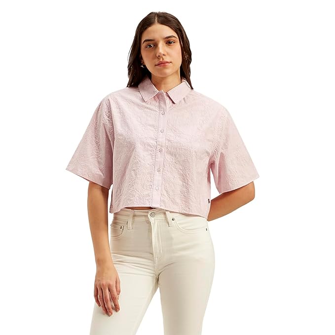 Levi's Women's Textured Spread Collar Shirt