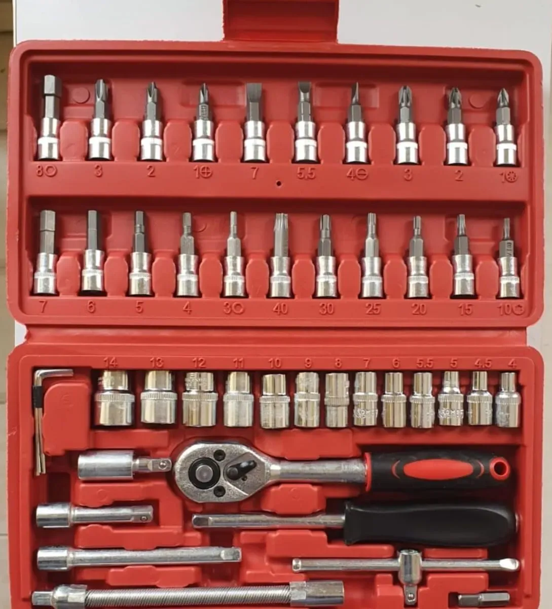 LLAVE TUBO SET CAJA CRIQUET 46 PZS