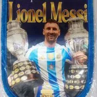Product thumb gallery 26d25954-12e1-415e-a093-adc31a01980b-banderin messi.jpg