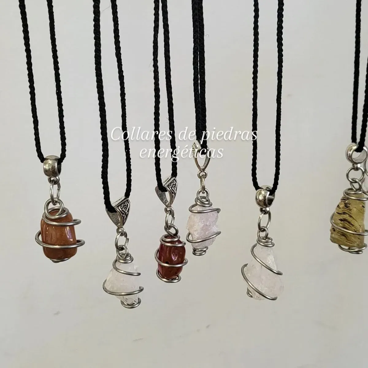 COLLARES