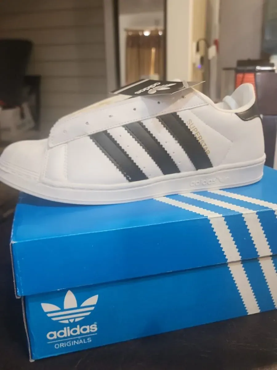 Product gallery 6de4daab-f55e-45e4-a4ab-f532014b6e7d-ADIDAS AL STAR.jpg
