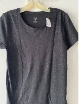 REMERA GAP