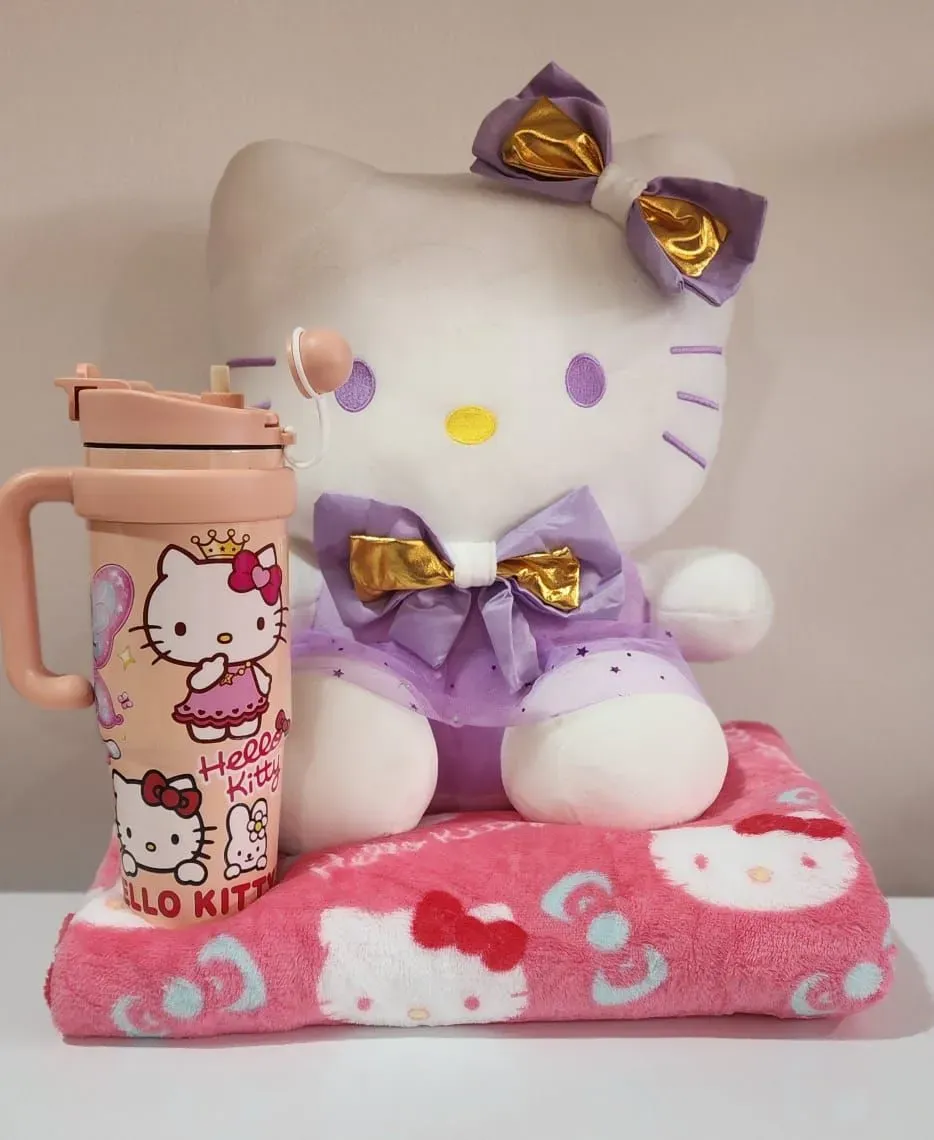 Combo Peluche manta y Quencher Hello Kitty