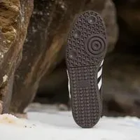 Product thumb gallery 760fcd7b-1103-43b0-bdbc-ff9eb5b28f40-ADIDAS SAMBA1.jpg
