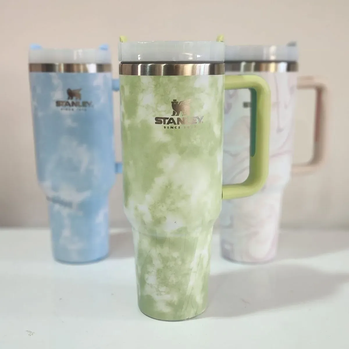 Vaso Quencher Tumbler 1,18lt Nube  Importado