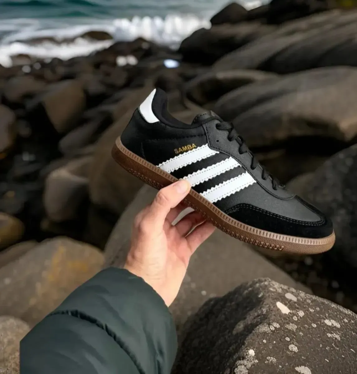 Product gallery 85da1589-226b-4bb2-9129-676e4ee83349-ADIDAS SAMBA2.jpg