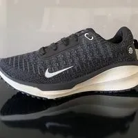 Product thumb gallery 8bc6acf6-89c5-4512-a67e-3944db6179a7-NIKE INFINIT HOMB RUN4.jpg