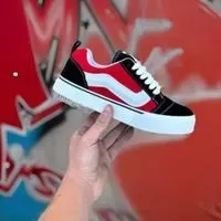Product thumb gallery b0a4d844-a9be-4555-89d4-136514ab1cf2-VANS KNU SKOOL ROJA Y NEGRA.jpg