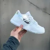 Product thumb gallery bede1cc0-f08e-456c-a124-cdaf552ed83c-nike dunk white diamond.jpg