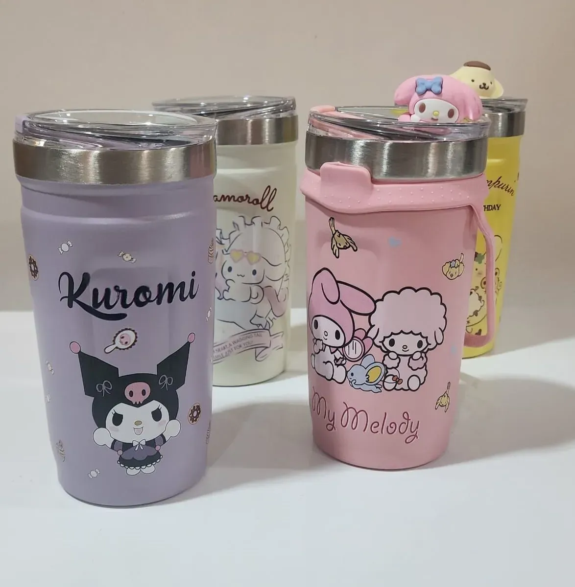 Product gallery d6815376-e9f6-4ad3-abb6-6a7c7d4e2394-Vasos personajes 1.jpg