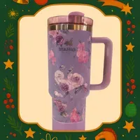 Product thumb gallery d855ade4-f353-475f-946c-efeaeb02f5c0-quencher violeta y flores.png