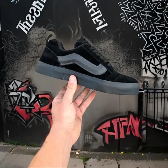 ZAPATILLA KNU SKOOL NEGRA