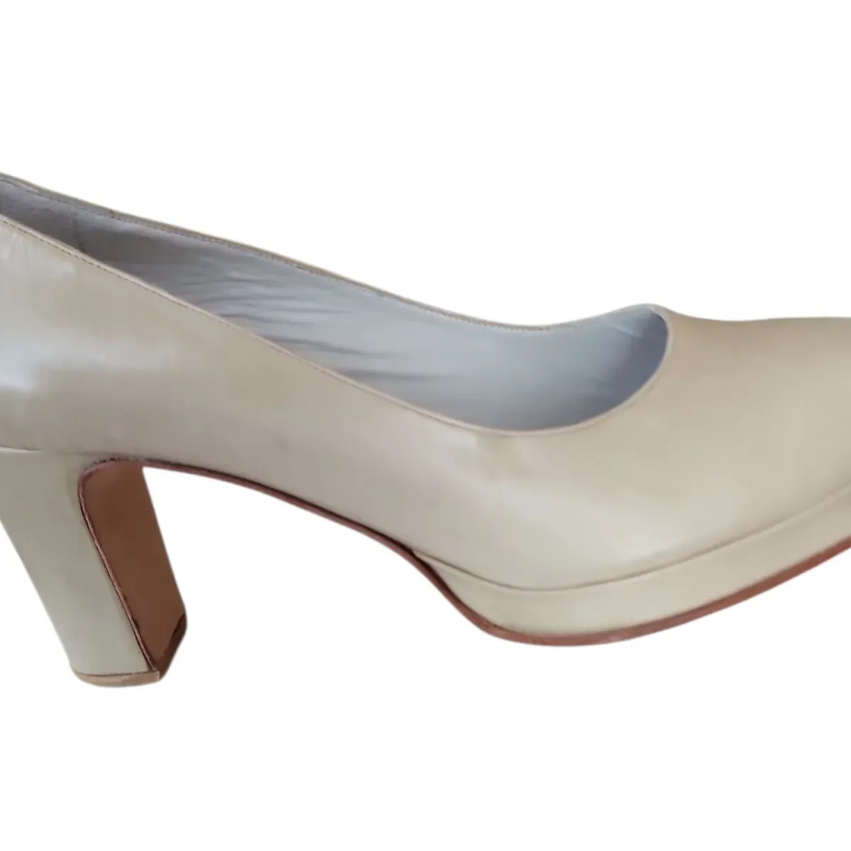 Product gallery f1c20e18-b73b-48b9-9a2e-921530ce8ff9-1000938249.png