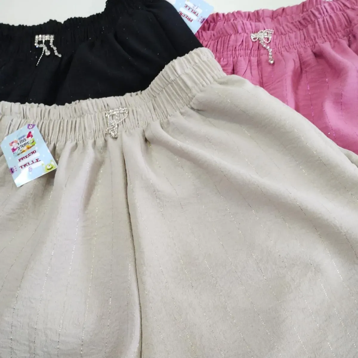 SHORT NENA