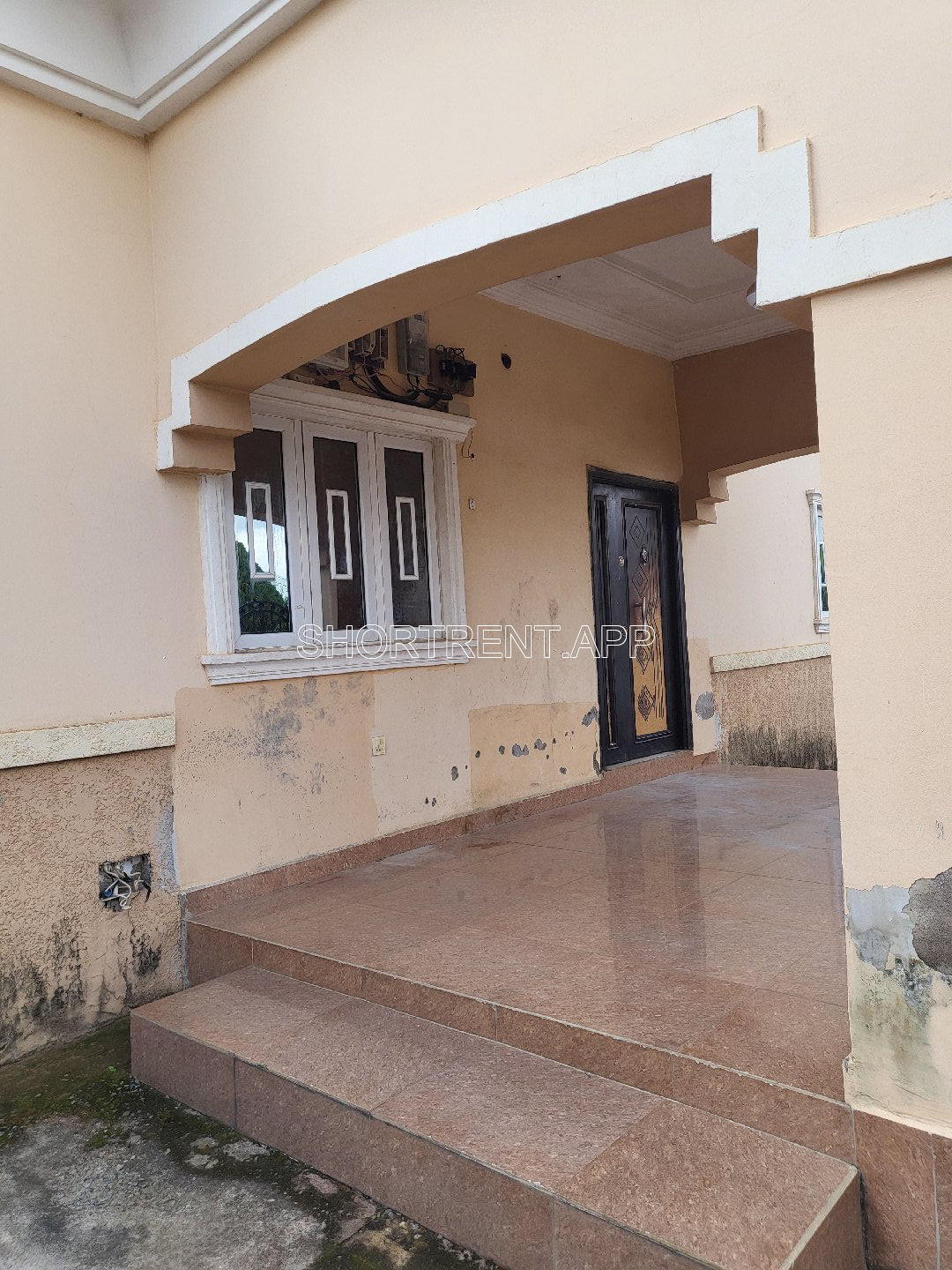 3bedroom flat available