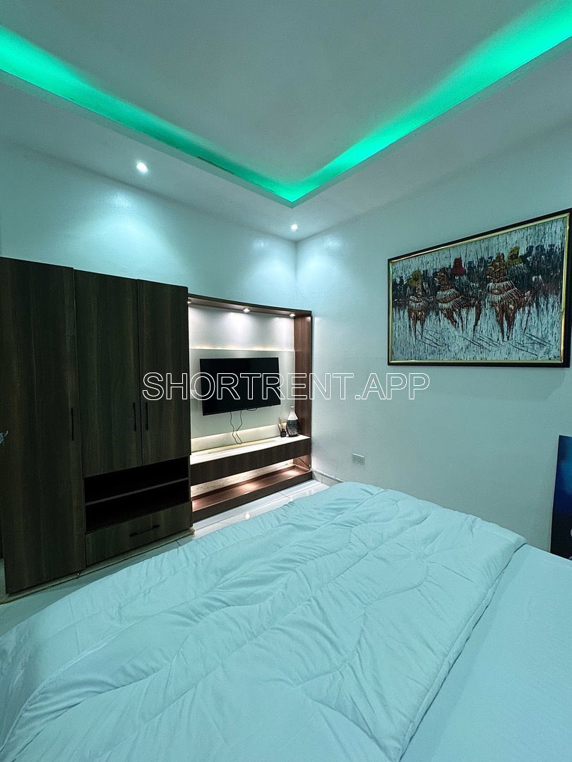 SPECIAL TWO BEDROOM SHORTLET WITH SNOOKER AT IKATE