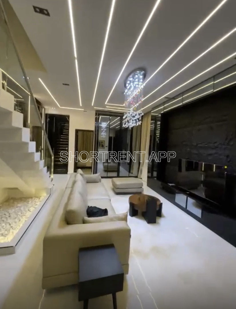 Exquisite 4 Bedroom Luxury